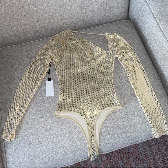 NWT ASTR the Label Della Bodysuit in Gold - Picture 5 of 9